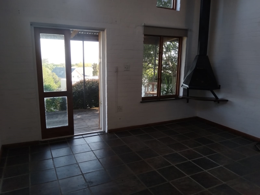 To Let 1 Bedroom Property for Rent in San Michel Western Cape
